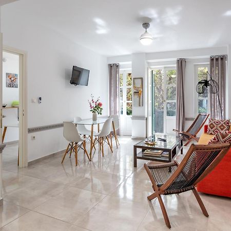 Psiri Gem From In Vivo Apartments- Spacious 1St Floor Apartment With Balcony In Athens' Historic Center Εξωτερικό φωτογραφία
