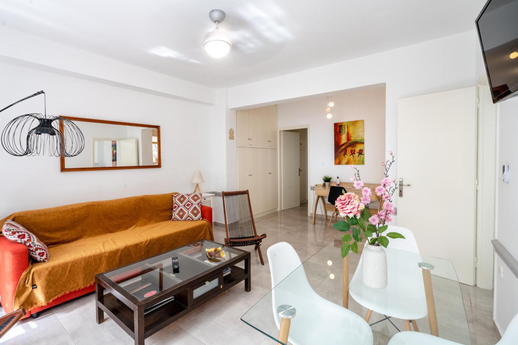 Psiri Gem From In Vivo Apartments- Spacious 1St Floor Apartment With Balcony In Athens' Historic Center Εξωτερικό φωτογραφία