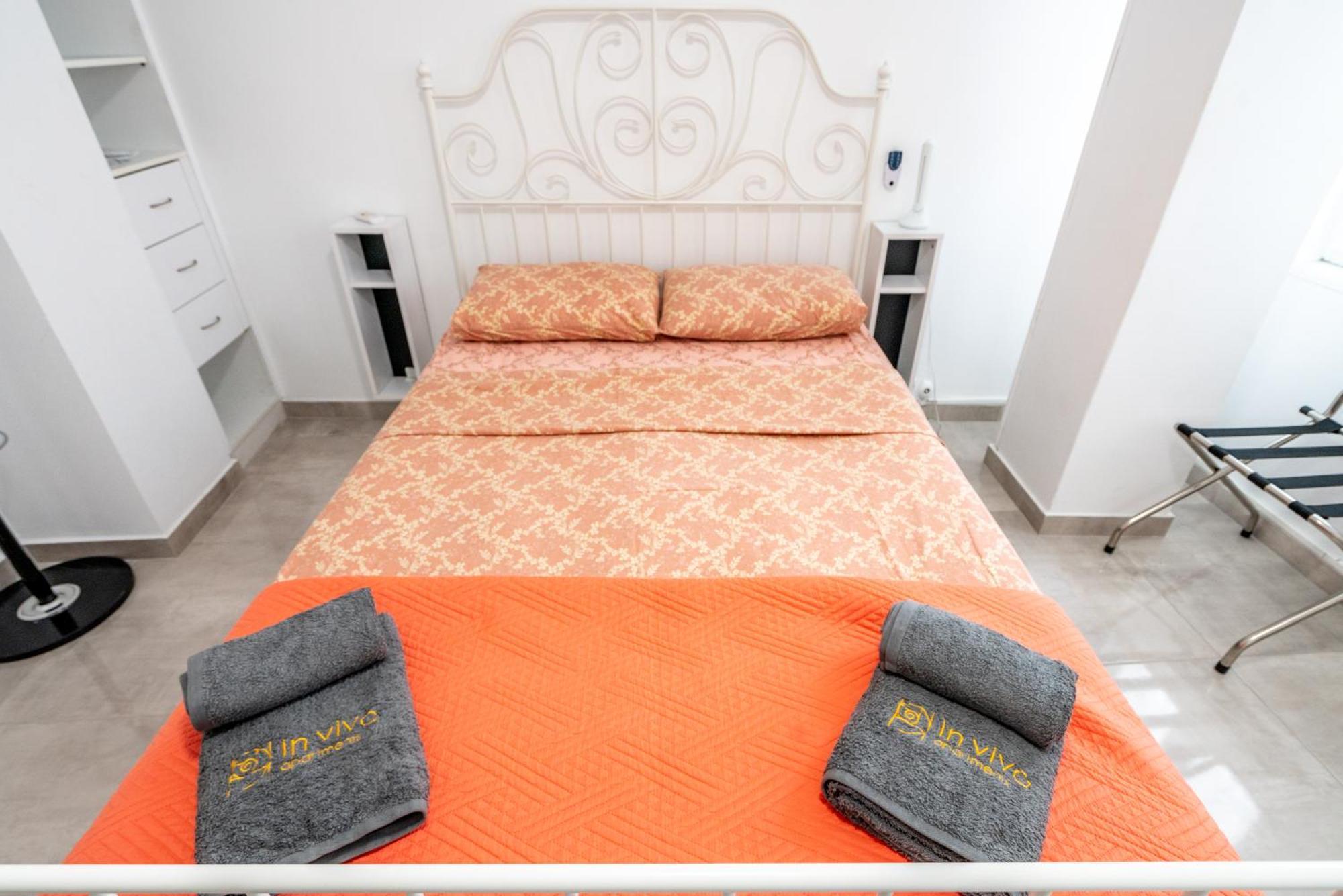 Psiri Gem From In Vivo Apartments- Spacious 1St Floor Apartment With Balcony In Athens' Historic Center Εξωτερικό φωτογραφία
